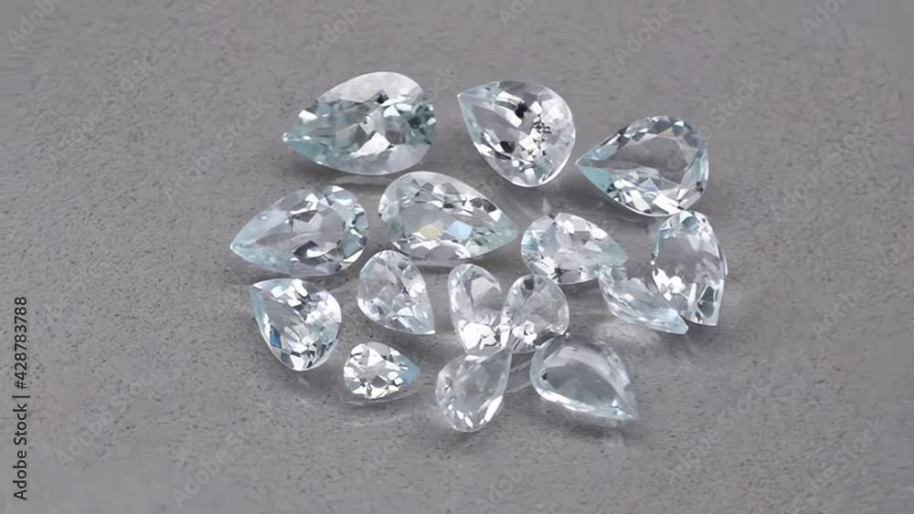 natural aquamarine spin on the turn table natural aquamarine spin on the turn table