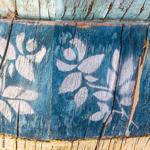 Traditional painting on the wooden pillar of Apak Khoja Mausoleum in Kashgar, Xinjiang, China photo