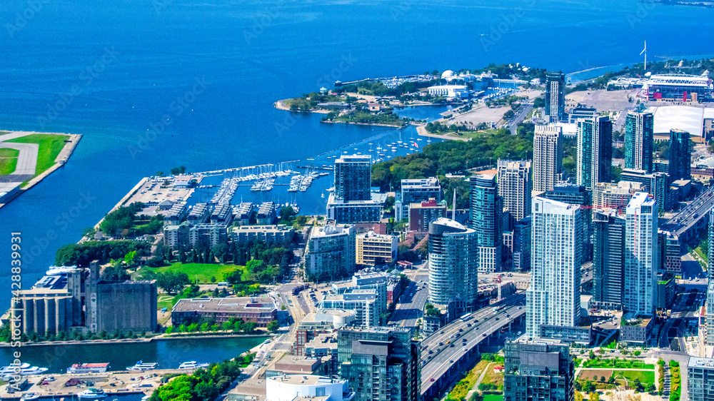 Fototapeta premium Aerial view of the Toronto downtown, Canada