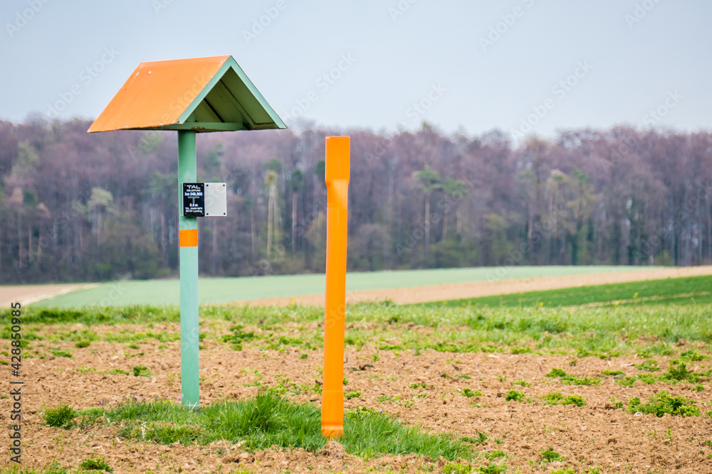 Markierung für Erdgasleitung und Pipeline