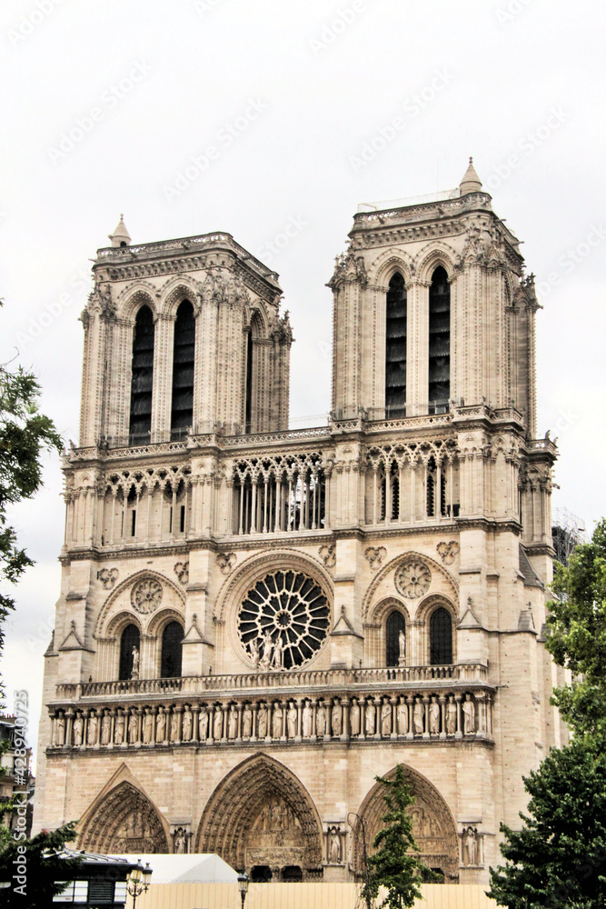 A view of the Notre Damn Cathedral in Paris