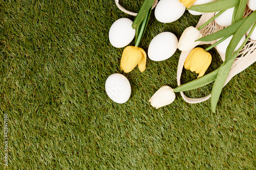 easter eggs bouquet flowers holiday decoration green background tradition