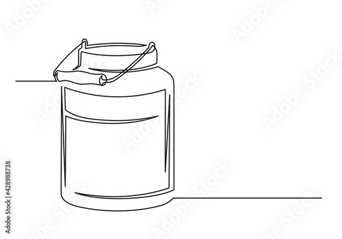 Continuous one line drawing of an vintage milk can