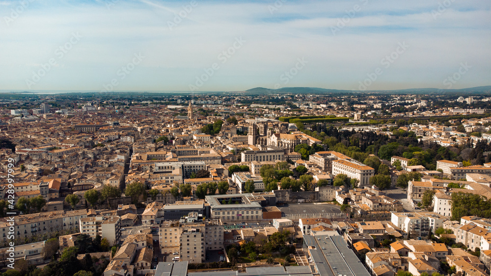 Ville de Montpellier vue du ciel - Centre ville drone