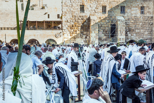 Jews at the Western Wall © Kushnirov Avraham
