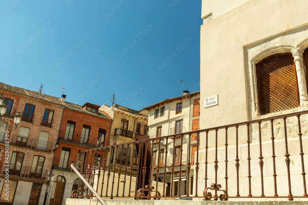 Fototapeta premium Cuellar villa segoviana en España