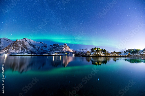 Polarlichter am Himmel von Norwegen © Christian Schwier