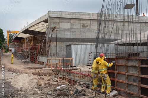 Obraz na płótnie Armação de estrutura de aço para concreto armado em ponte. Paraná, Brasil w salonie