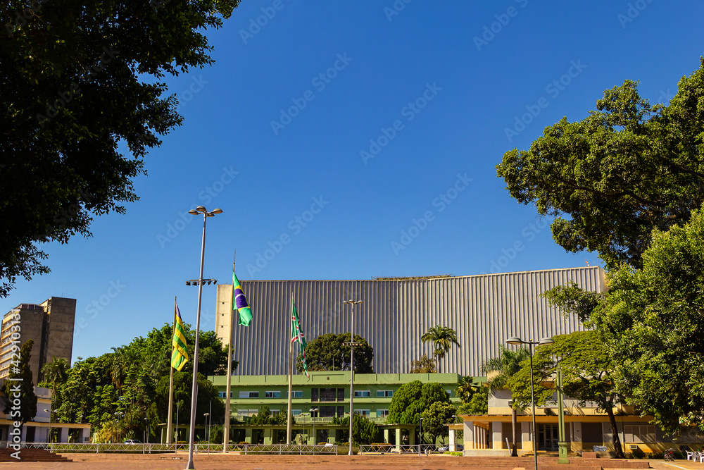 Detalhe do Palácio das Esmeraldas na Praça Cívica no centro da cidade de Goiânia. Detalhe do Palácio das Esmeraldas na Praça Cívica no centro da cidade de Goiânia.