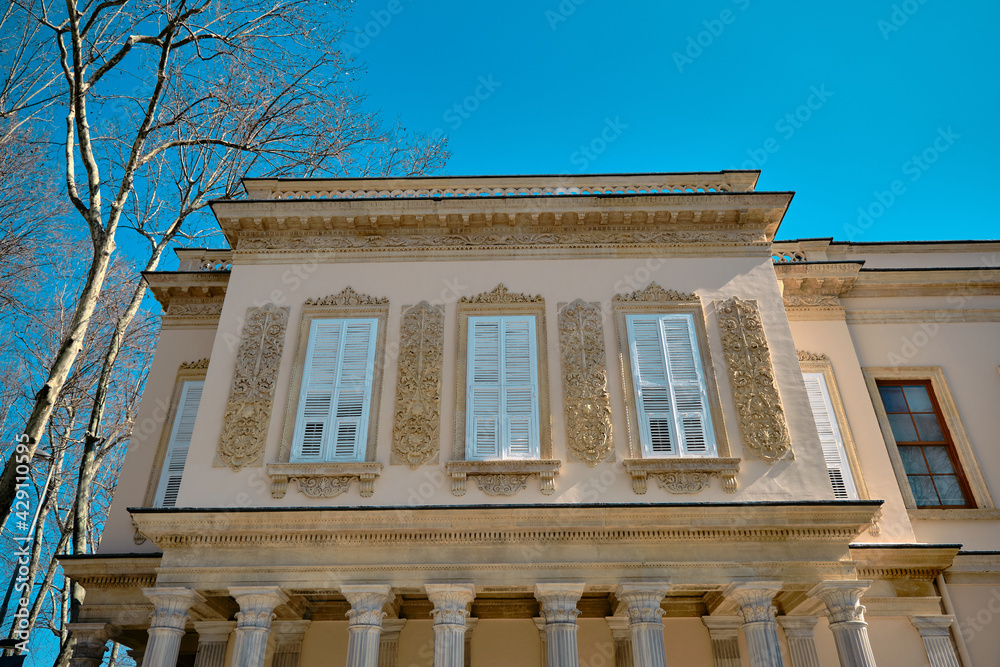 Naklejka premium Turkey istanbul 04.03.2021. Old roman columns magnificent architecture of Dolmabahce palace established during ottoman empire time by barque architecture great details.
