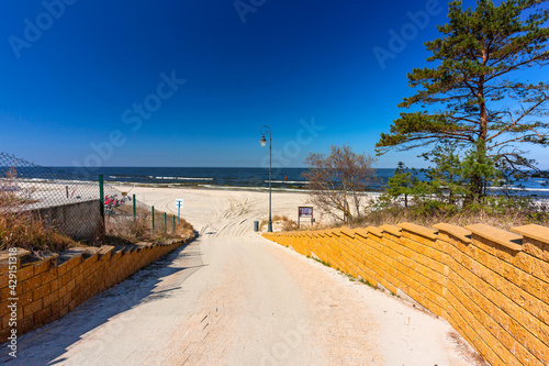 Fototapeta Naklejka Na Ścianę i Meble -  Beautiful beach of the Baltic Sea in Krynica Morska, Poland