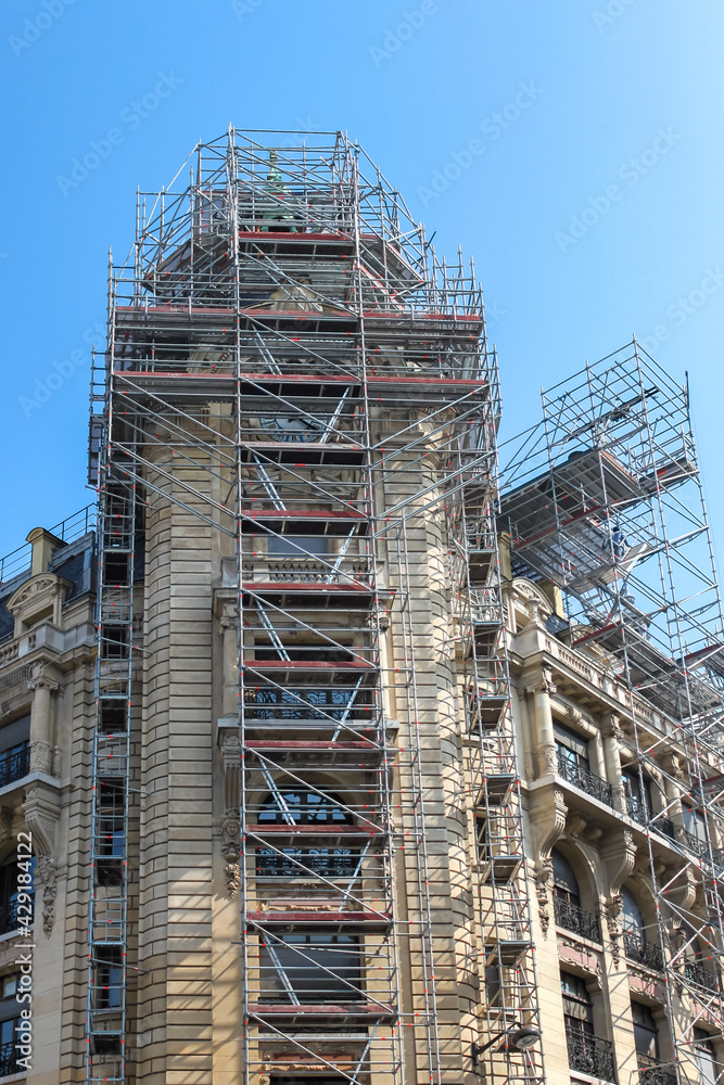 Immeuble ancien en rénovation à Paris