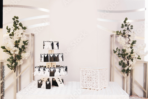 Fotografie The concept of decor for weddings and holidays, bonbonnieres for gifts to guests