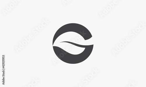 circle leaf shape letter G logo. vector illustration.