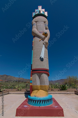 Принти на полотні Worlds tallest Kachina doll in carefree Arizona sacred to the hopi indians native americans of the southwest USA representing fertility