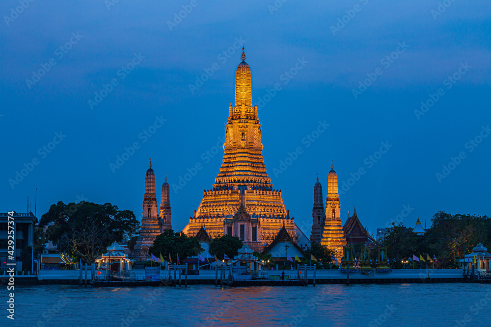2021, March 17 Wat Arun is a Buddhist monastery  under the royal patronage in bangkok Thailand. Horizontal with copy space