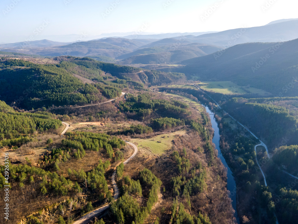 Obraz premium Aerial view of Topolnitsa Reservoir, Bulgaria