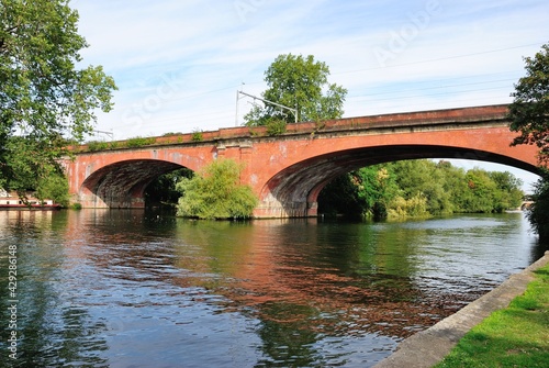 Maidenhead Railway Bridge (also known as Maidenhead Viaduct, The Sounding Arch) over the River Thames between Maidenhead, Berkshire and Taplow, Buckinghamshire, England, UK
