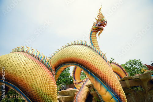 Canvas Print nagas statue in temple