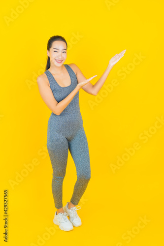 Portrait beautiful young asian woman with sportswear