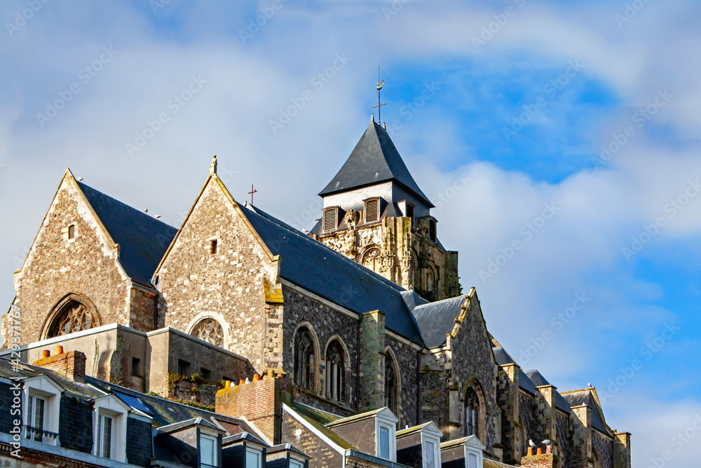 Naklejka premium Le Tréport. Eglise Saint-Jacques. Seine-Maritime. Normandie 