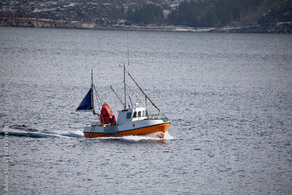 Obraz premium Fishing boat in Velfjord area,Helgeland,Nordland county,Norway,scandinavia,Europe