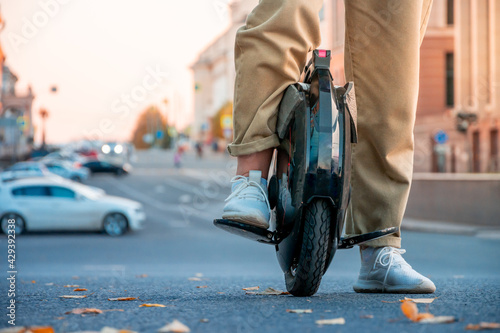 Use of personal electric transport for daily trips