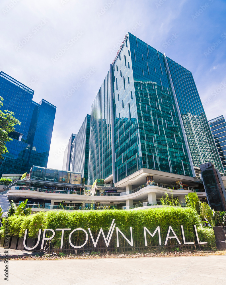 Foto de Bonifacio Global City, Taguig, Metro Manila Uptown Mall, a