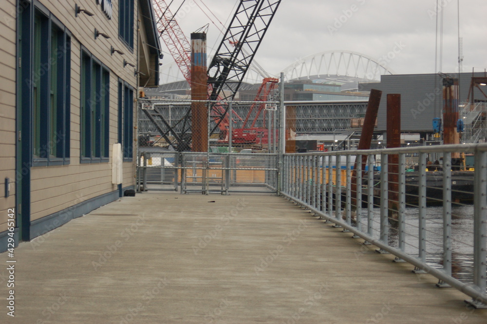 Naklejka premium Pier walkway