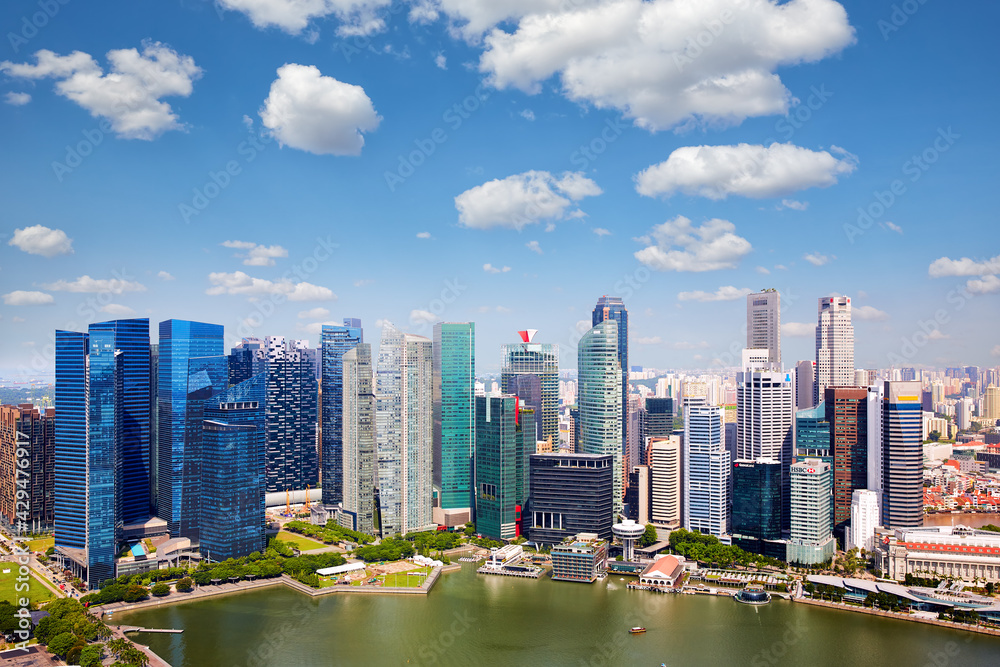Singapore financial district over Marina Bay - obrazy, fototapety, plakaty 