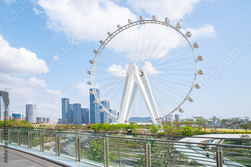 Canvas Print Ferris Wheel of Light in the Bay Area of Binhai Cultural Park, Shenzhen, China