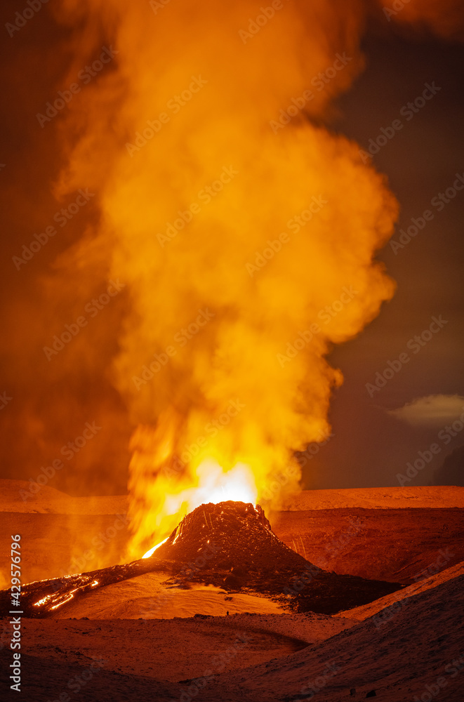 fagradalsfjall volcano eruption, iceland, volcano, lava show, night photography
