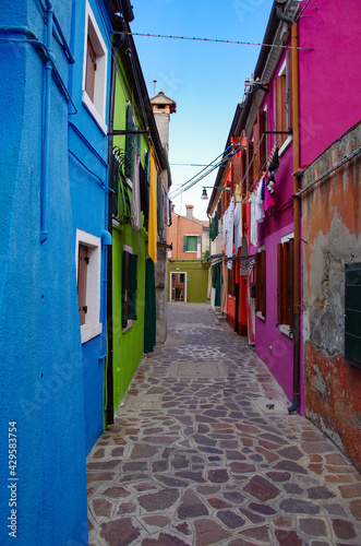 colorful narrow street © Joachim