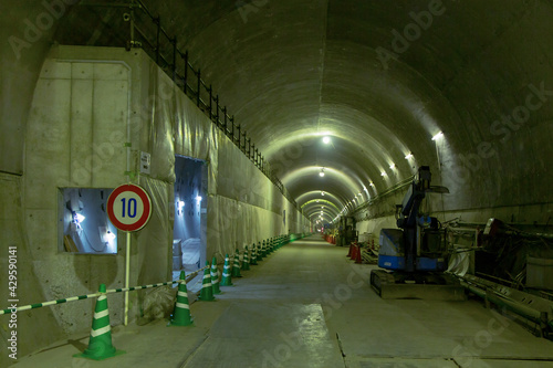 地下工事現場のシールドトンネル （目黒区・東京）
