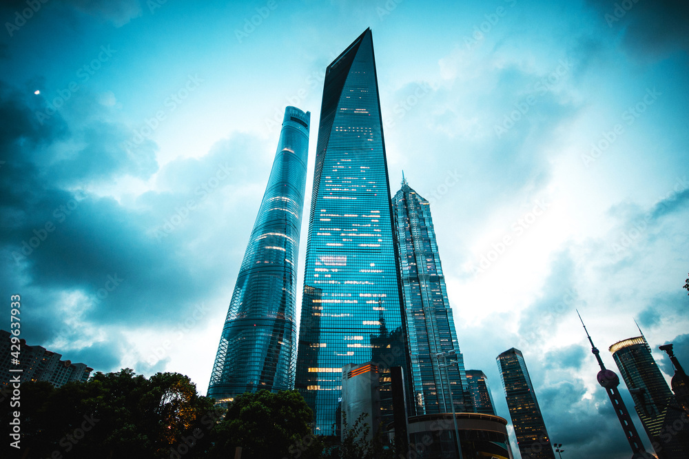 Naklejka premium skyscrapers in shanghai at night