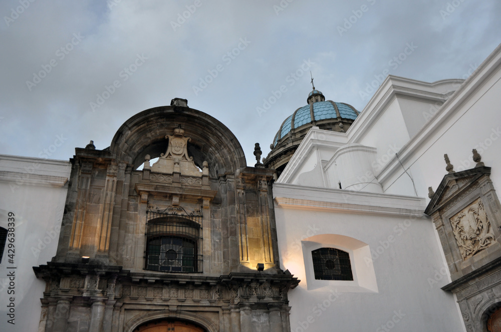the cathedral of Guatemala City from the side