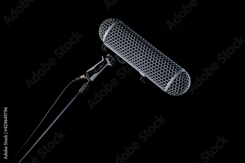 Professional microphone gun with wind protection 