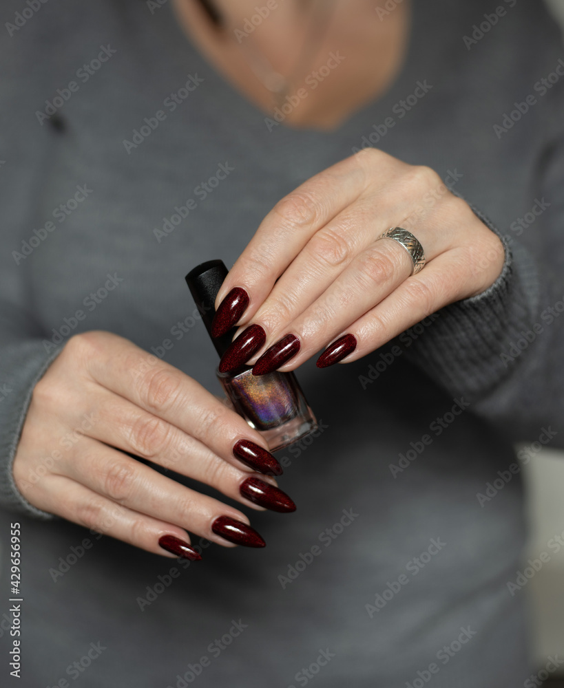 DIY Halloween nails with these chic and on-trend nail art designs –  sienna.co