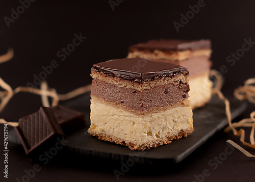 Kuchen aus der ungarischen Küche: Puddingwürfel
