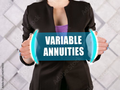 Εκτύπωση καμβά VARIABLE ANNUITIES phrase on the screen.