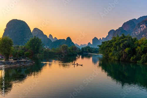 YANGSHUO  CHINA  6 DECEMBER 2019  Beautiful sunset on the Yulong River in Yangshuo  Guilin  Guangxi