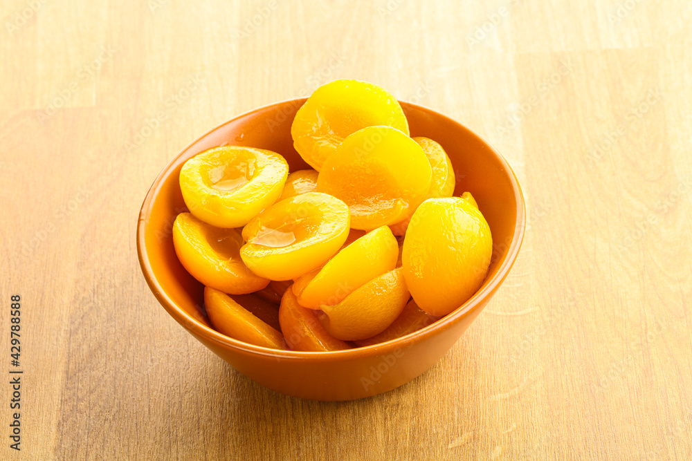 Canned apricot – sweet light dessert Canned apricot – sweet light dessert