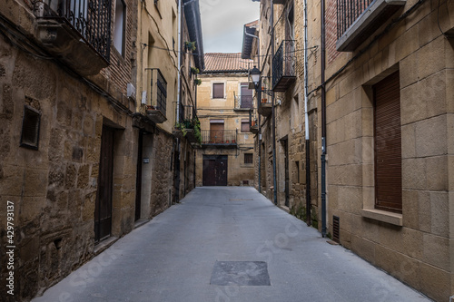 Fototapeta Naklejka Na Ścianę i Meble -  views of elciego basque town, Spain