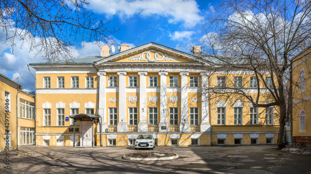 The Dolgov-Zhemochkin estate on Bolshaya Ordynka in Moscow