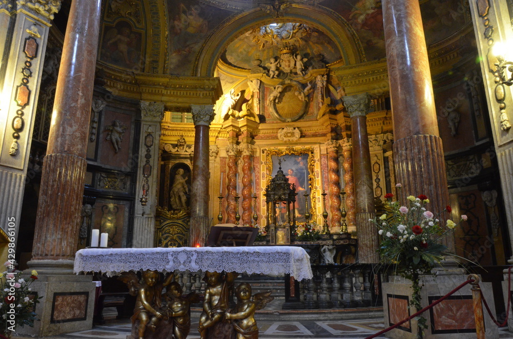 Royal Church of Saint. Wawrzyniec in Turin, interior