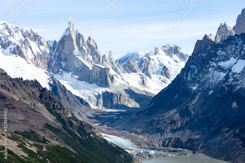 Laguna Torre et Mont Fitz Roy depuis Loma del Pliegue Tumbado