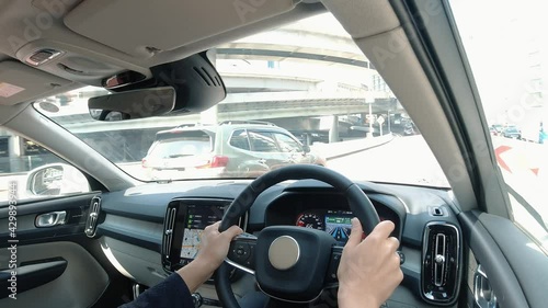 高速道路を走る自動車の運転席動画　車載カメラ映像 photo