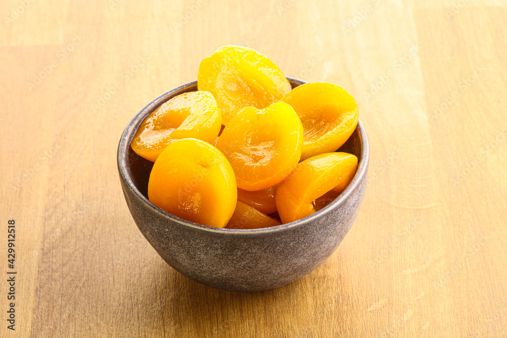 Canned apricot – sweet light dessert Canned apricot – sweet light dessert
