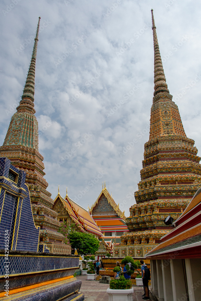 Fototapeta premium BANGKOK, THAILAND - January 19,2019: View of Royal Grand Palace in Bangkok. Royal Grand Palace is famous destination in Bangkok.