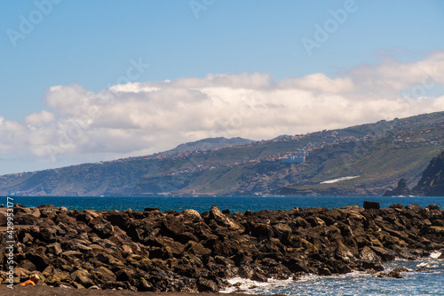 Costa desde la playa martíanez, en el municipio de Puerto de la Cruz photo